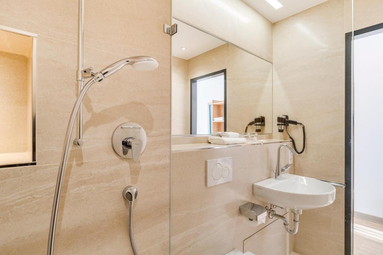 Hotel-Etage Apfelrot Erding Ngoại thất bức ảnh