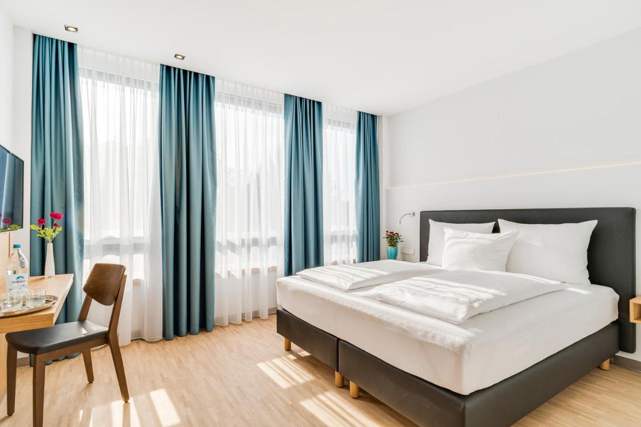 Hotel-Etage Apfelrot Erding Ngoại thất bức ảnh