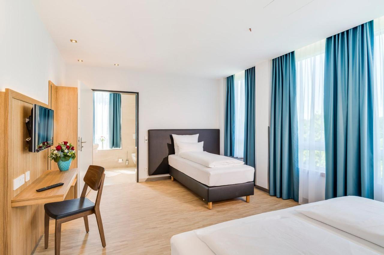 Hotel-Etage Apfelrot Erding Ngoại thất bức ảnh